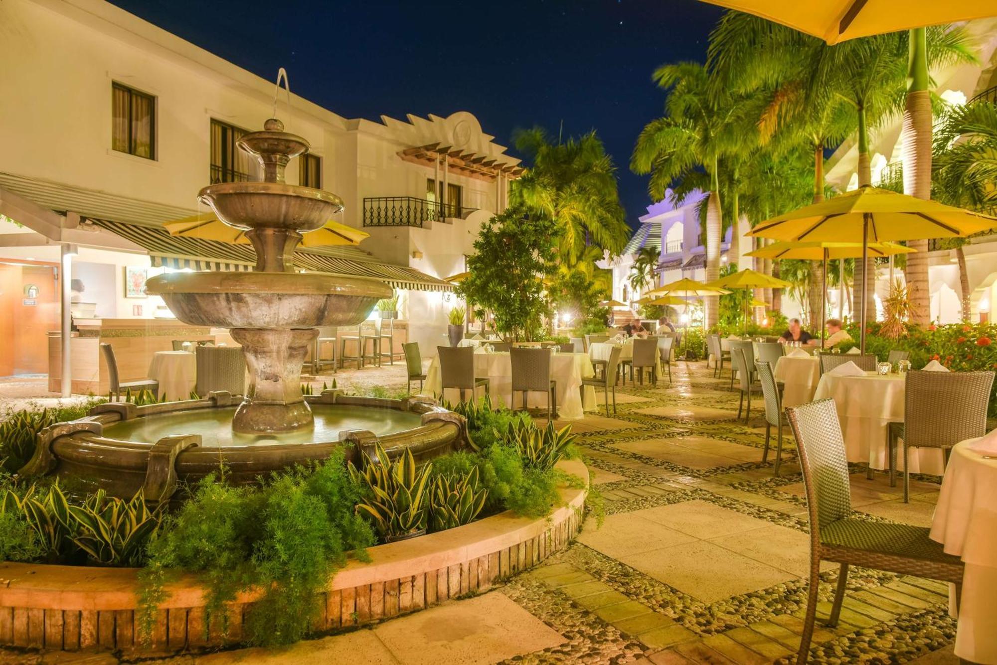 Nh Haiti El Rancho Port-au-Prince Exteriör bild